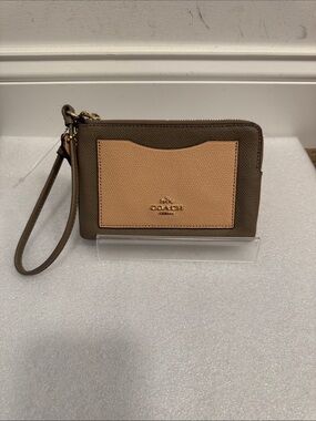 Coach Colorblock Fog Multi Grey and Soft Peach Leather Corner Zip Wristlet